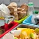 Reciclaje y contenedores de basura en restaurantes